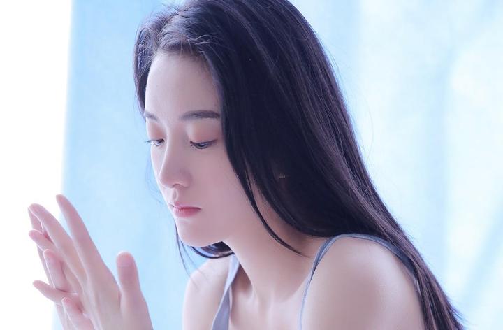 户外探险中的黑森林凹凸导航